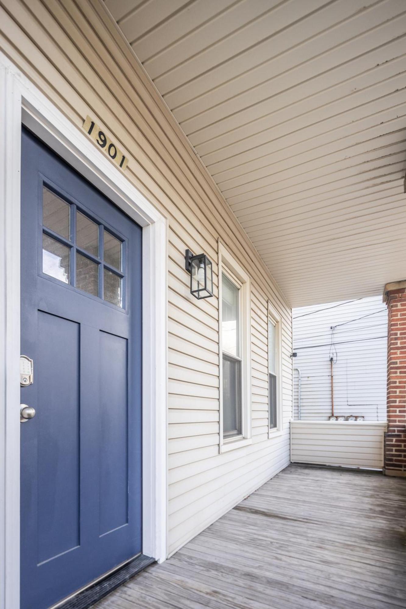 شقة Mid-Century Modern Retreat In Little Italy كليفلاند المظهر الخارجي الصورة
