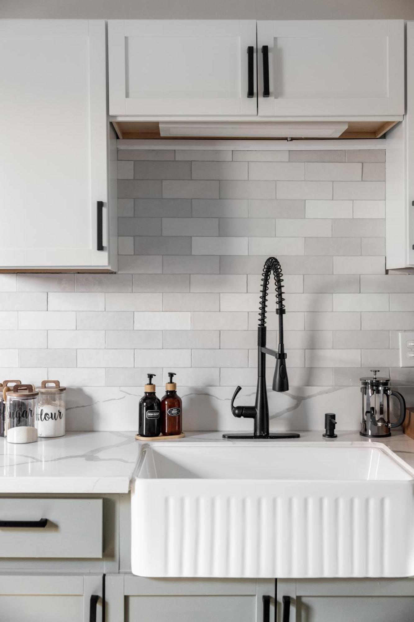 شقة Mid-Century Modern Retreat In Little Italy كليفلاند المظهر الخارجي الصورة
